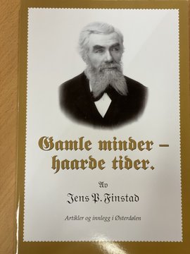 Omslag - Gamle minder - haarde tider. av Jens P. Finstad